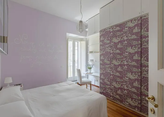 Giusi Trevi Apartamento Roma